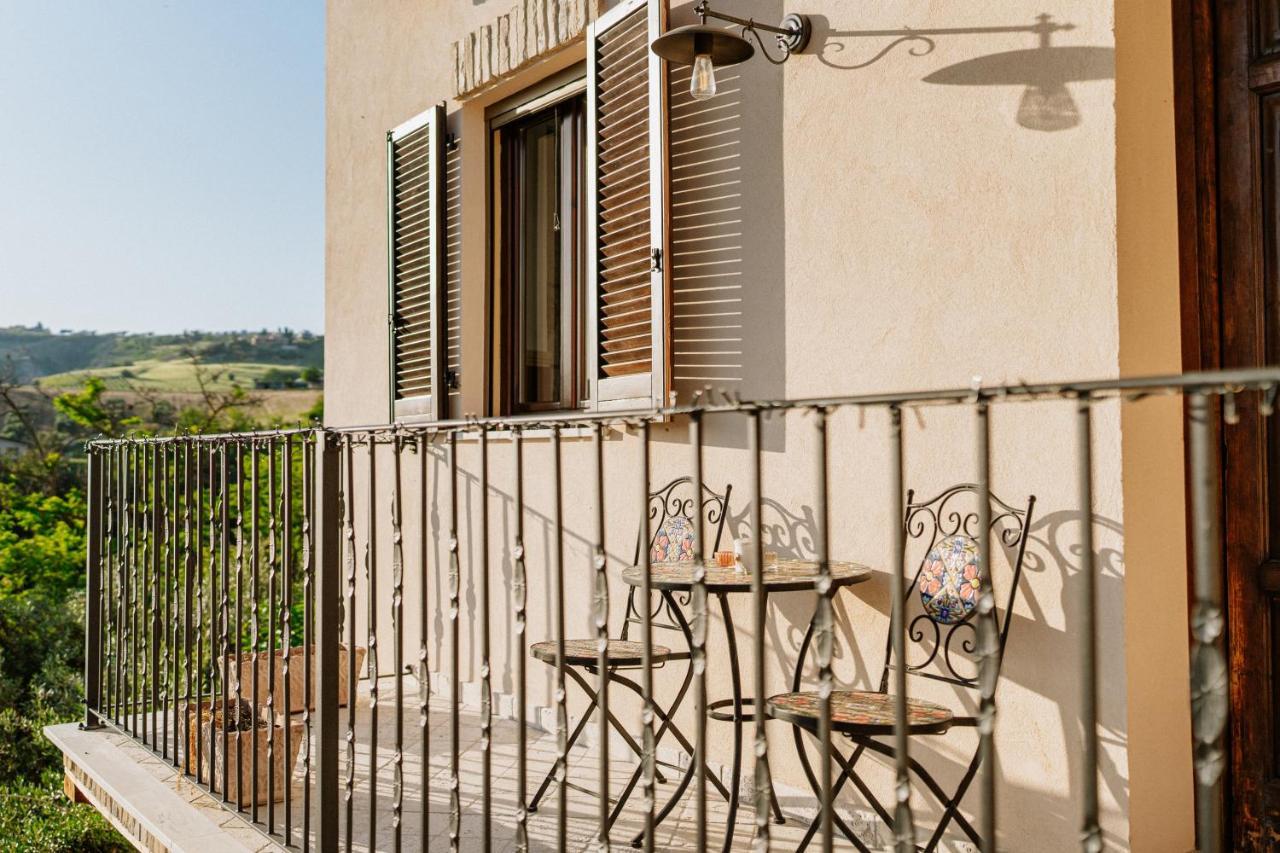 Bed and Breakfast La Casa Delle Api Offida Exterior foto